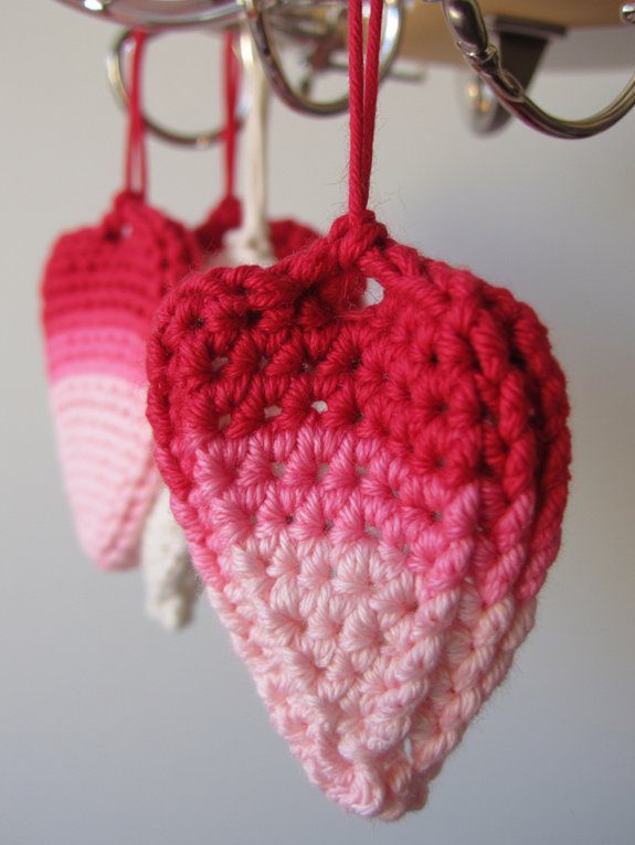 ombre heart keychain designs