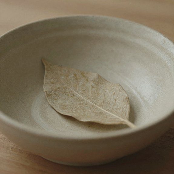 leaf imprint clay bowls